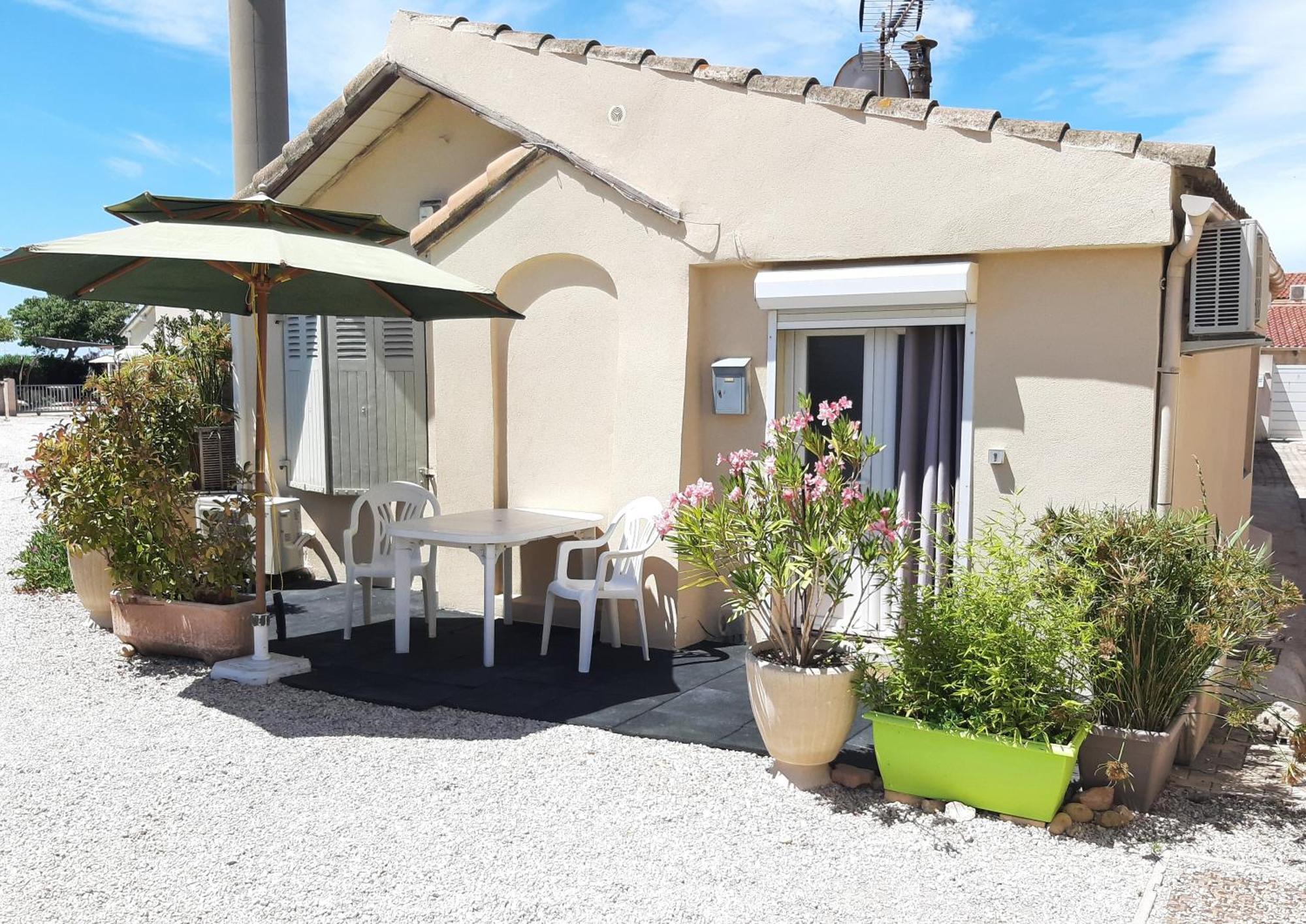 Studio Meublé Port de Plaisance FOS SUR MER Fos-sur-Mer Exterior foto